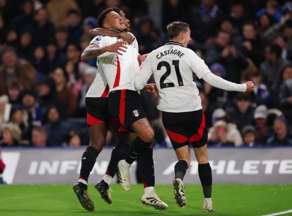 再见，巴萨U40！苏亚雷斯离队迈阿密国际，梅西独守美职联