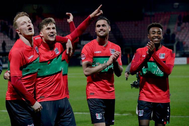 成为最被看 成为最被看