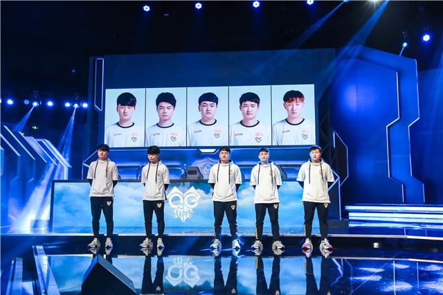 臂展出色的 臂展出色的